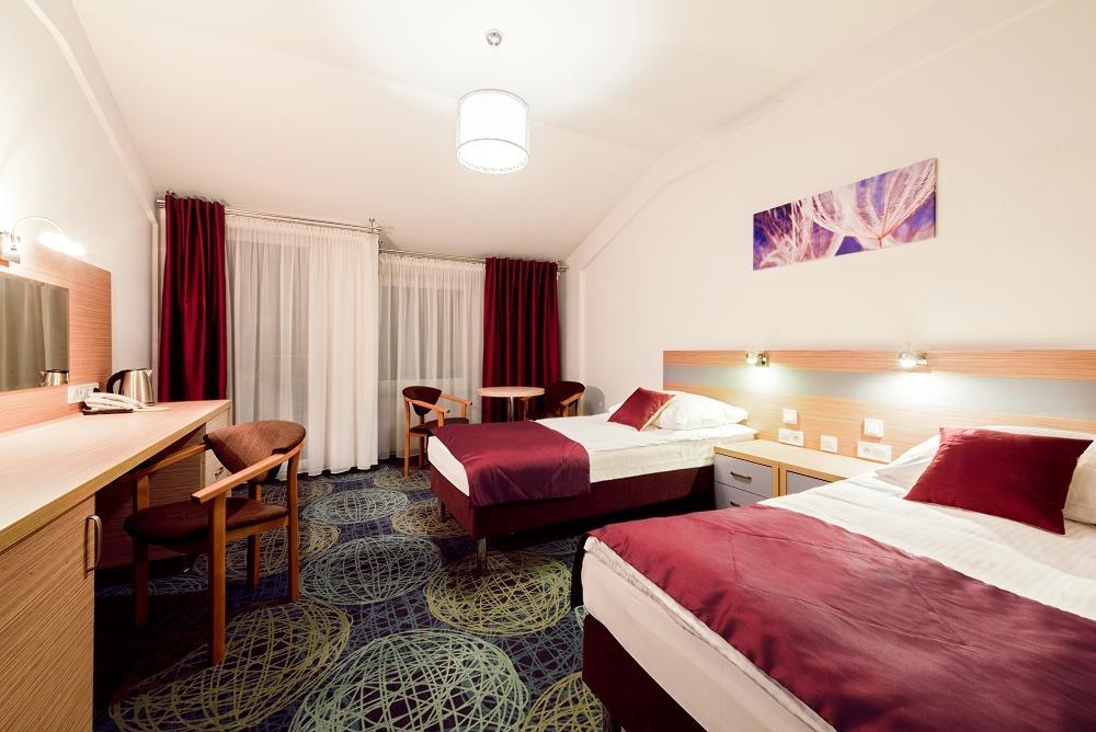 Hôtel Sanatorium Astoria à Busko-Zdrój Extérieur photo